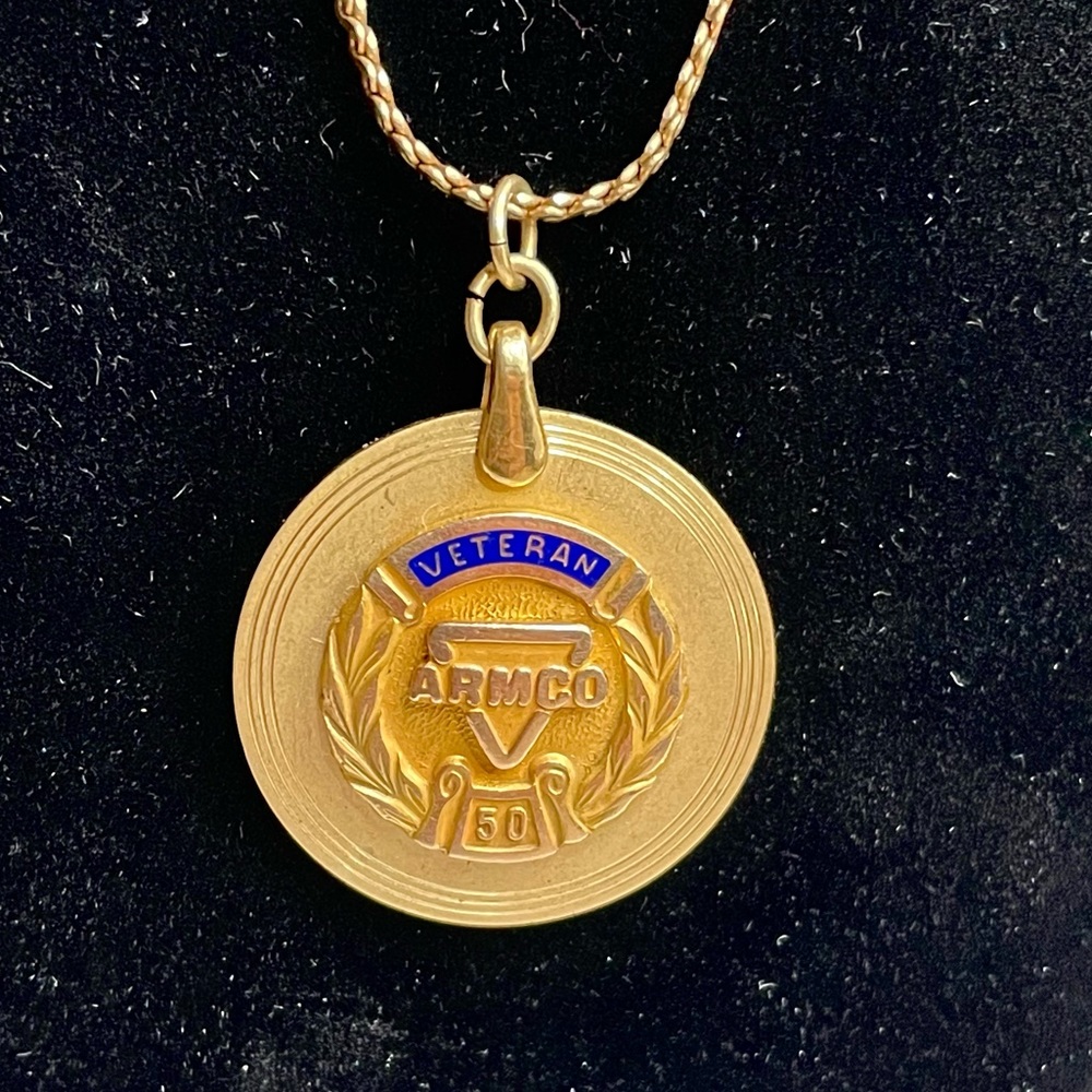 Vintage Armco Veteran Necklace